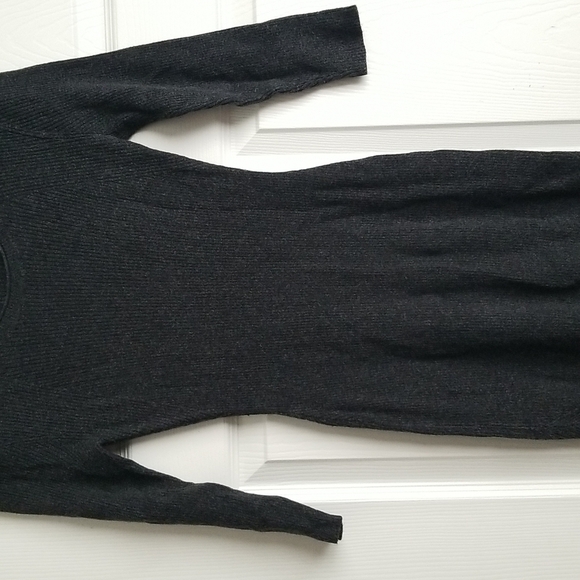 Paraphrase Women's Knee Length Dress - Picture 3 of 10